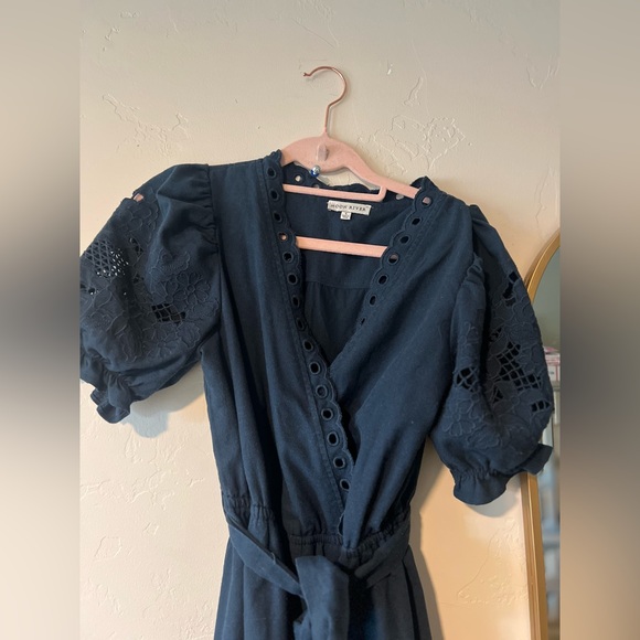 Moon River Navy Maxi Dress with Eyelet Details and Puff Sleeves
Size S - Picture 2 of 11